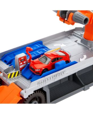 Matchbox Action Driver Tow & Repair Truck with 1:64 Scale Car - Macy's