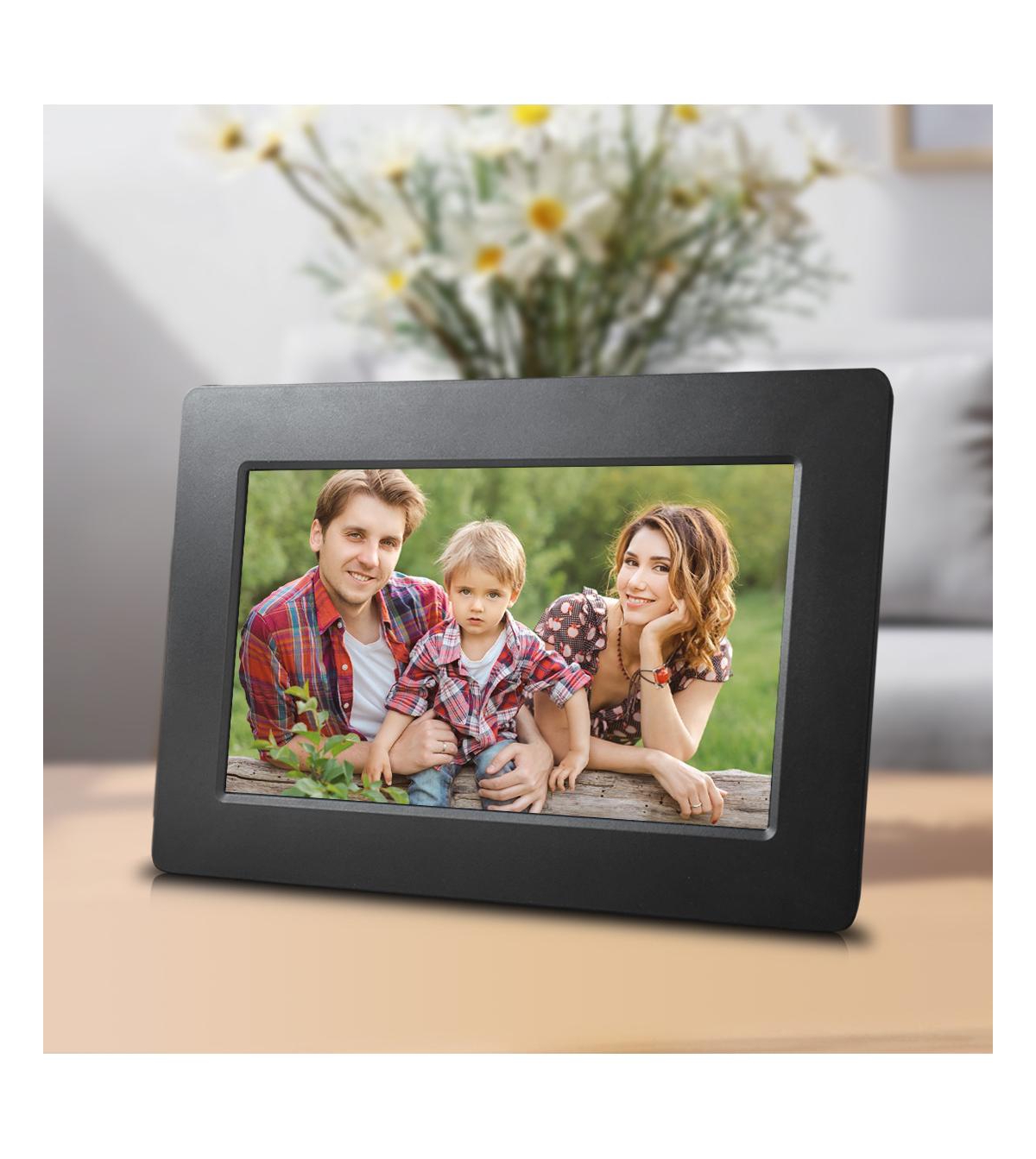 Sungale 7 inch Digital Photo Frame, 1024x600 - Usb & Sd card Support - Black