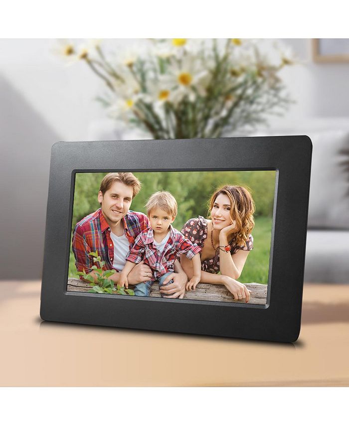 Sungale 7 inch Digital Photo Frame, Black, 1024x600 USB & SD card