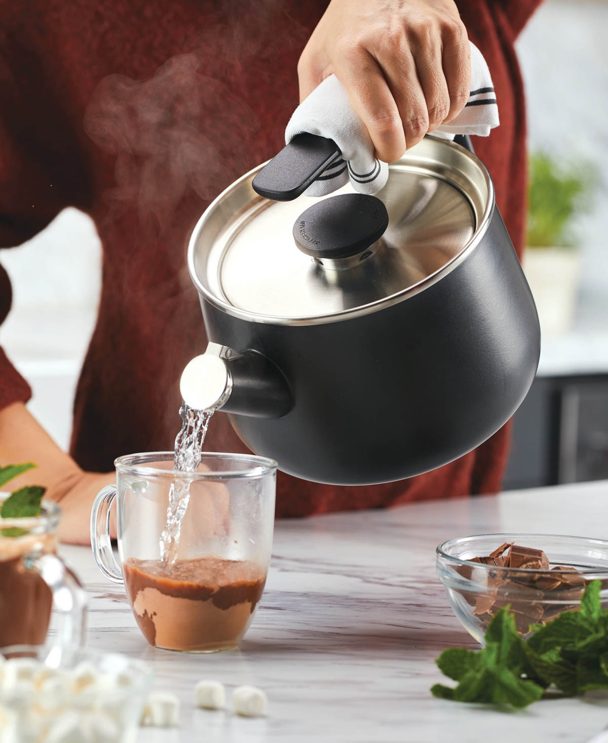 Kitchenaid Enameled Steel Induction 2 Qt Whistling Tea Kettle In White
