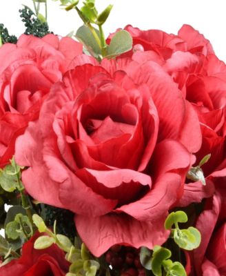 19 Red Rose Bundle
