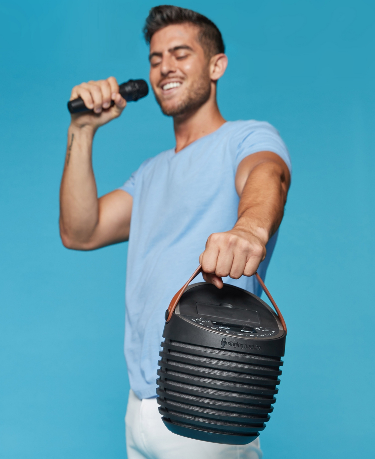 Singing Machine , Singcast One In Black