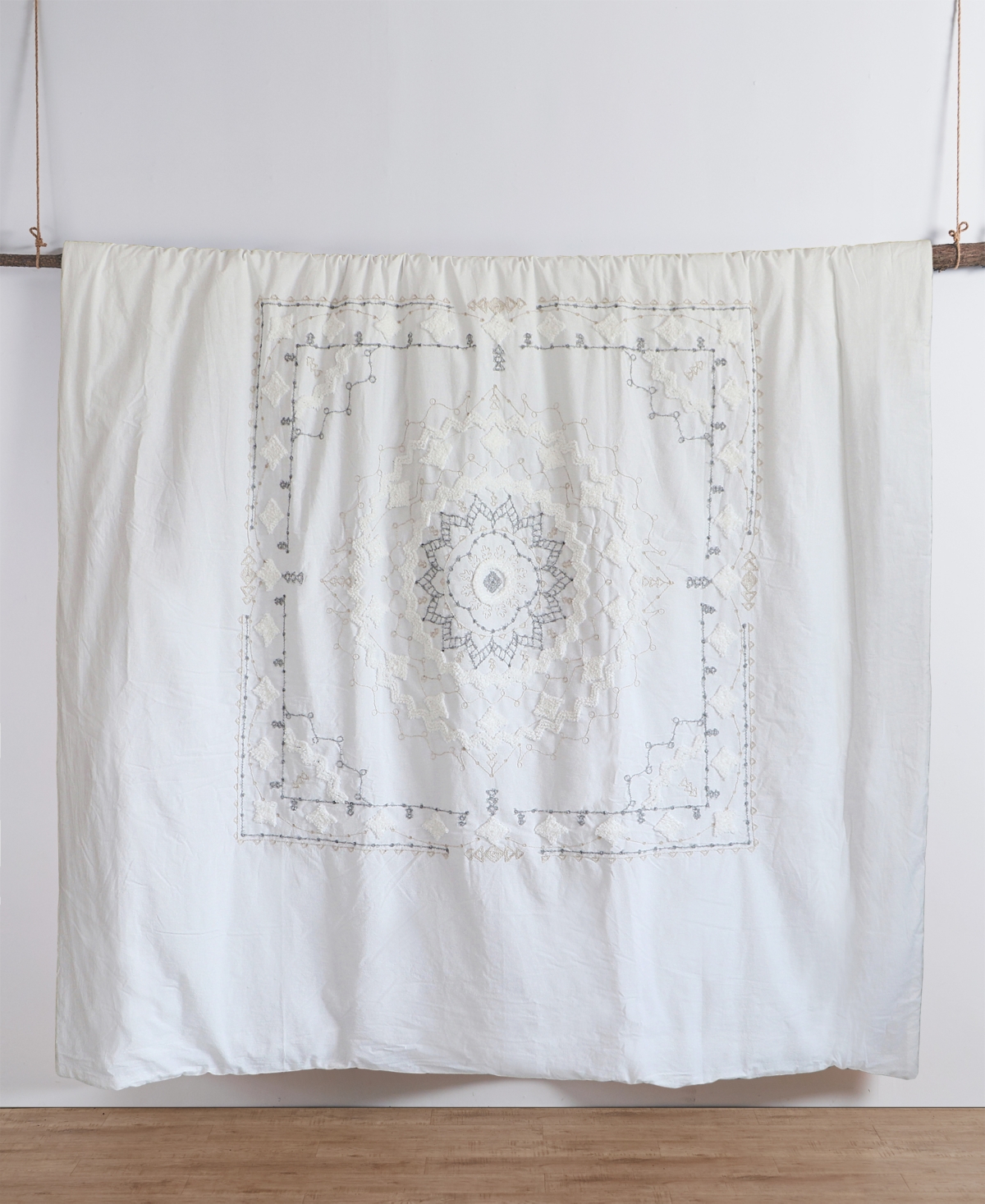Levtex Harleson Medallion Embroidered 2-pc. Comforter Set, Twin/twin Xl In White