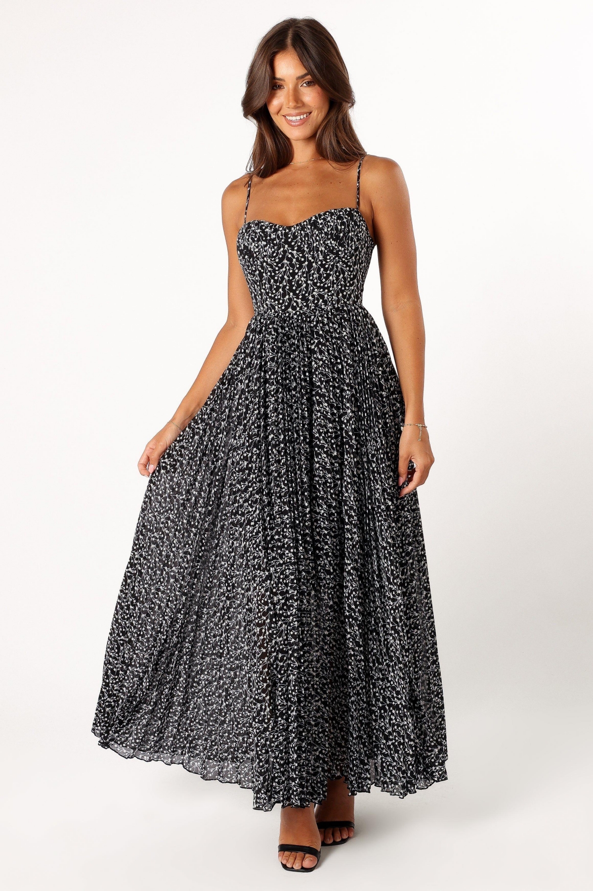 Women's Achanti Pleated Maxi Dress - Black floral