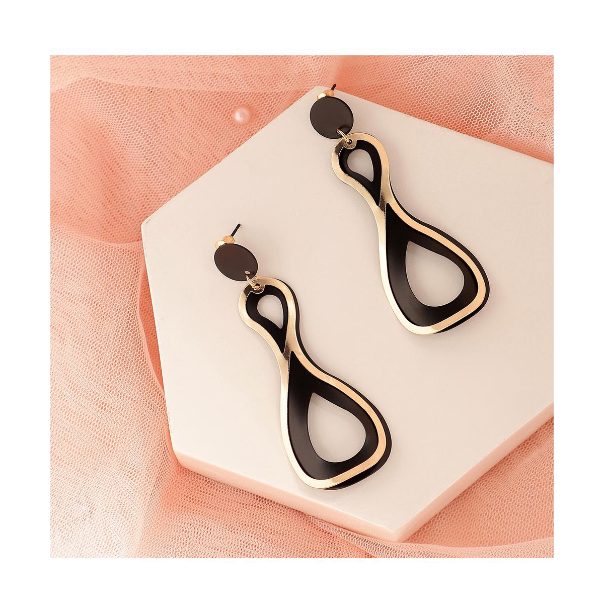 Sohi Women's Block Drop Earrings