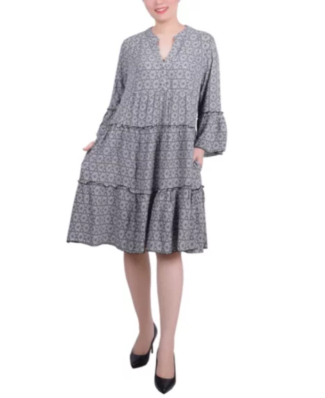 Petite 3/4 Sleeve Tiered Dress - Black White Geo