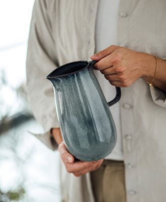 Lave Pitcher, 54 oz.