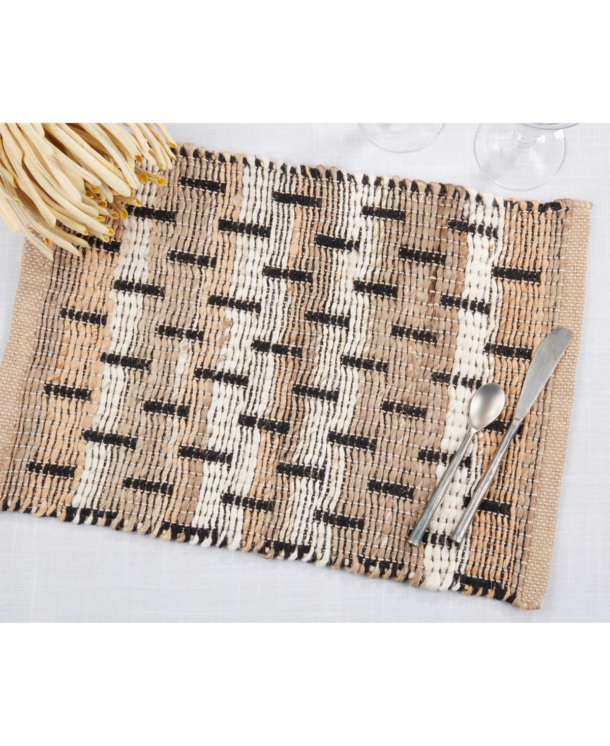 Saro Lifestyle Tailored Stripe Placemat Set Of 4, 14"x20" In Natural