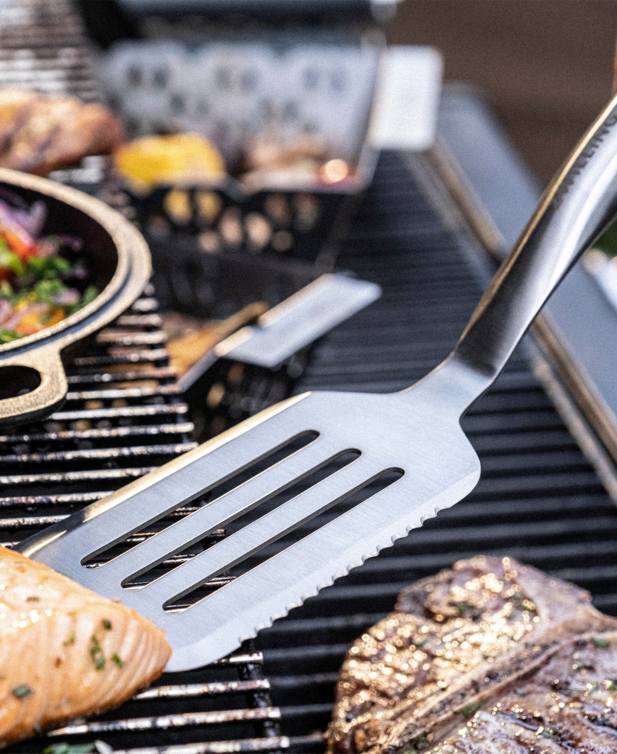 Zwilling Bbq Charcoal Grill Spatula In Stainless Steel And Charcoal
