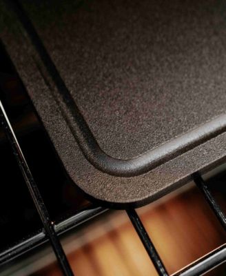 14 x 14 inch Pizza Steel with Moat. Ideal for residential ovens, pizza ovens, and grills.