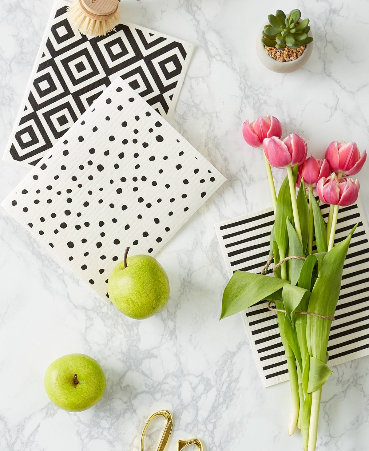 Design Imports Swedish Dishcloths For Kitchen Cleaning, Machine Washable Dishwasher Safe, 7.75 X 6.75", Black White In Black White