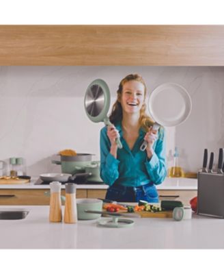 Balance Non-stick Ceramic Omelet pan 10", Recycled Aluminum