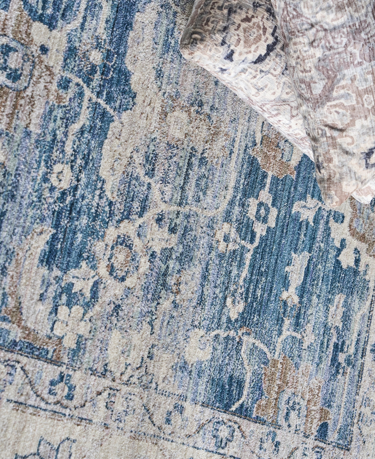 The Met X Exquisite Rugs Vintage Looms Vtl-72 6'x9' Area Rug In Blue,beige