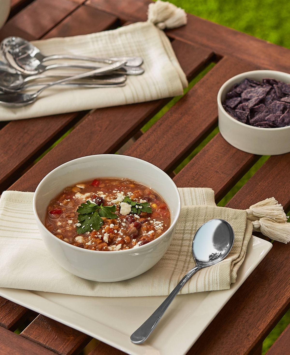 RSVP INTERNATIONAL ENDURANCE 18/8 STAINLESS STEEL 8 PIECE 6.7" BOXED SET OF SOUP SPOONS 