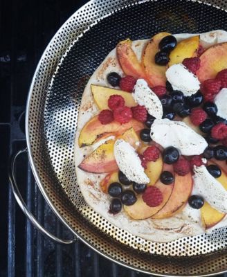 Endurance Precision Pierced 11x13x3" BBQ Pizza Pan