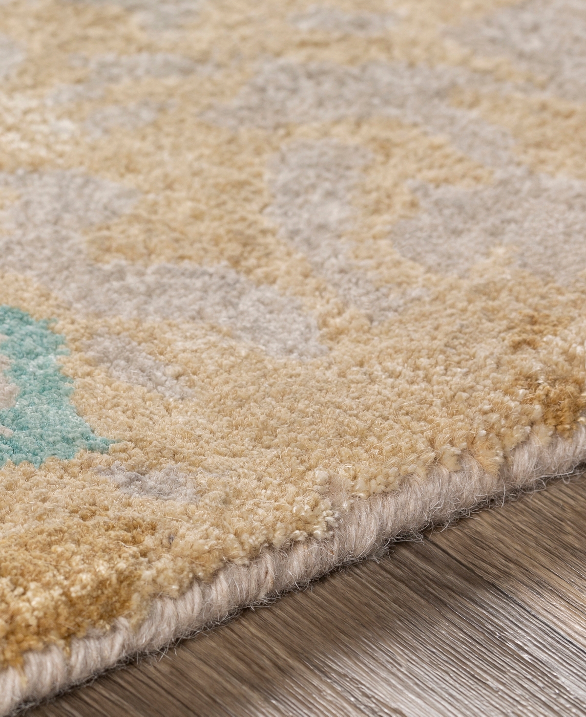 Surya Kavita 20528 5'x7'6" Area Rug In Brick