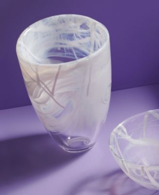 5.9" Contrast White Vase