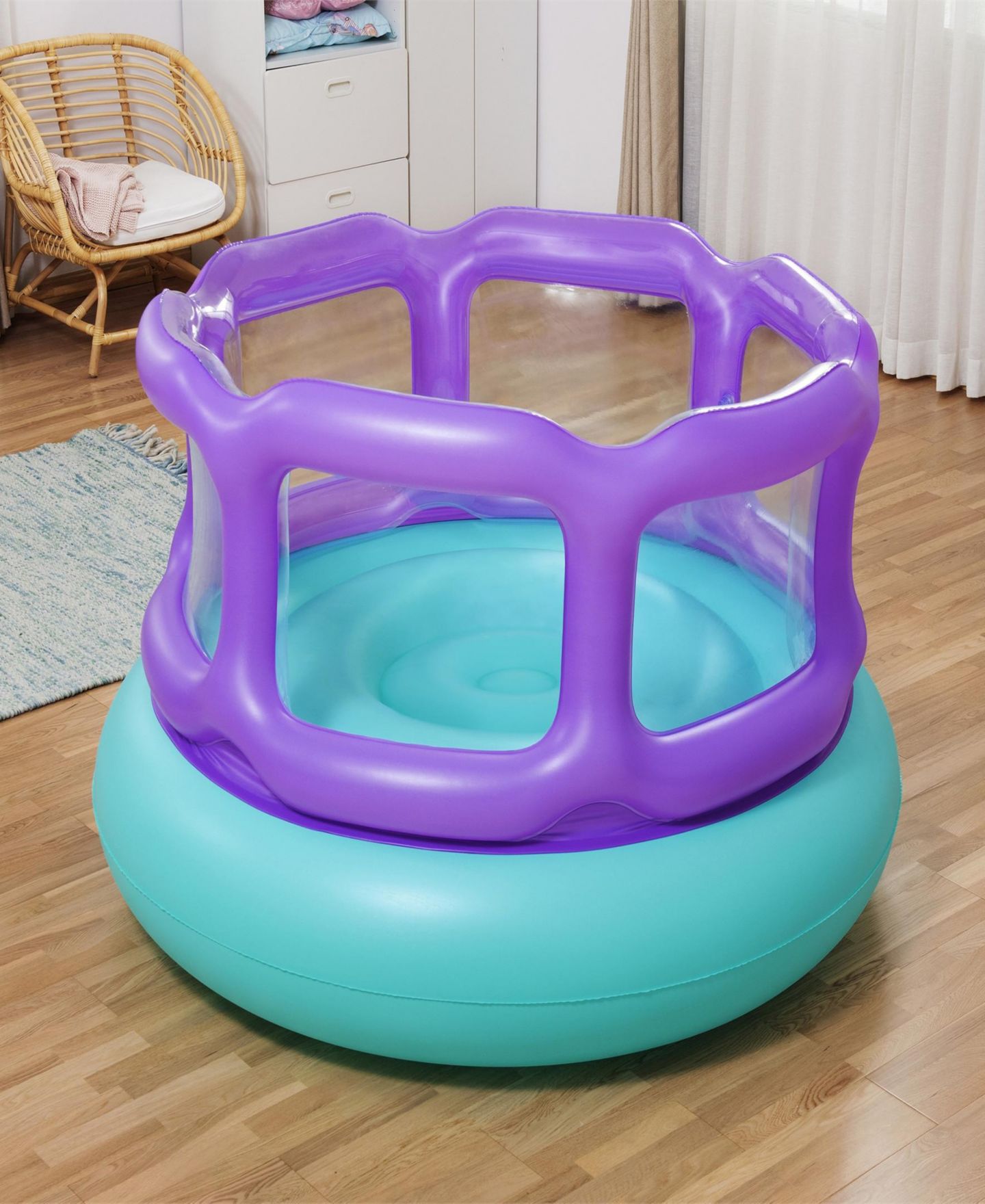 Детская игрушка Bestway Laugh 'N Leap Indoor & Outdoor Inflatable Bouncer, Holds 2 Children, Ages 2+ — фото 8