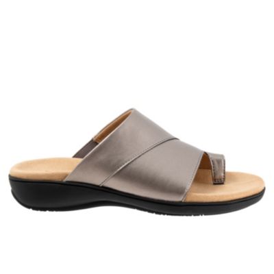 Regina Sandal