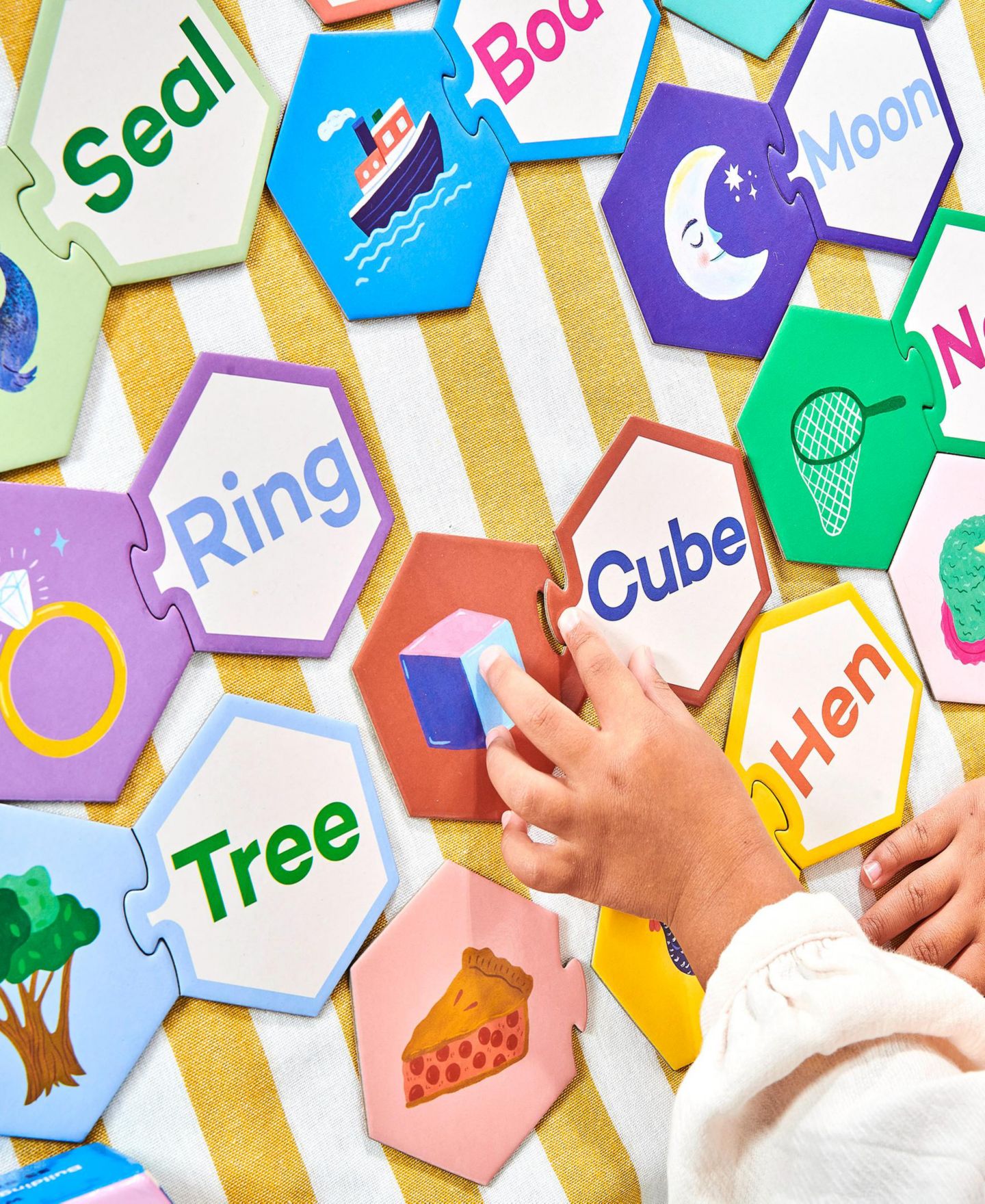 Детские игрушки eeBoo Hexagon Puzzle Pairs - Simple Words — фото 5