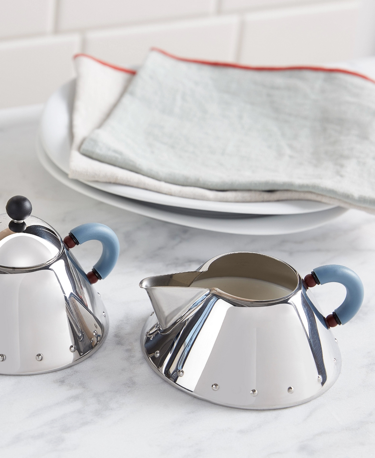 Alessi 6.76 Oz. Creamer By Michael Graves In Black