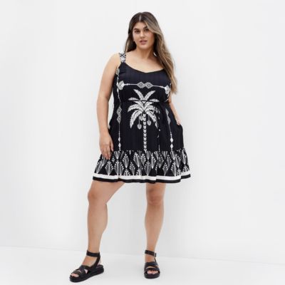 Plus Size Peta Border Print Dress