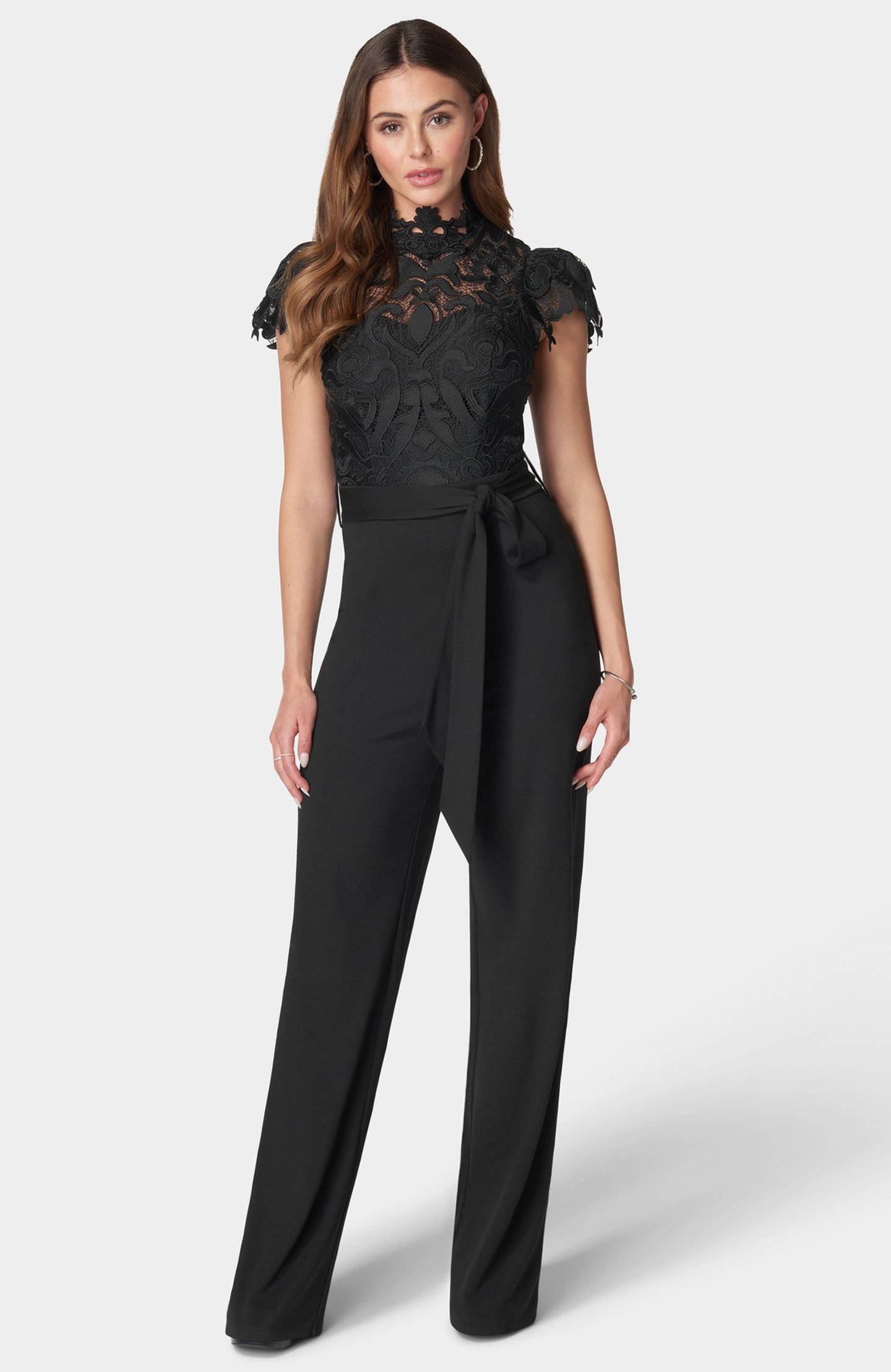 Женский комбинезон Bebe Lace High Neck Jumpsuit, цвет: Чёрный — фото 1