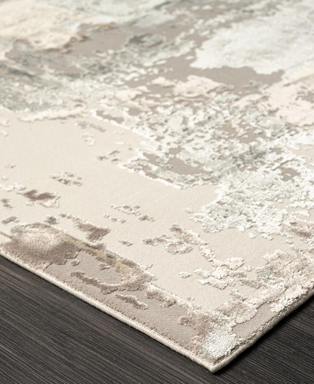 Lr Home Alice 4'x6' Area Rug In Beige