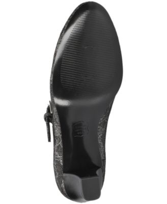 Women's Meryl Mary Jane Pumps