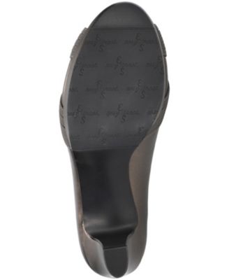 Women's Lavish Platform Pumps