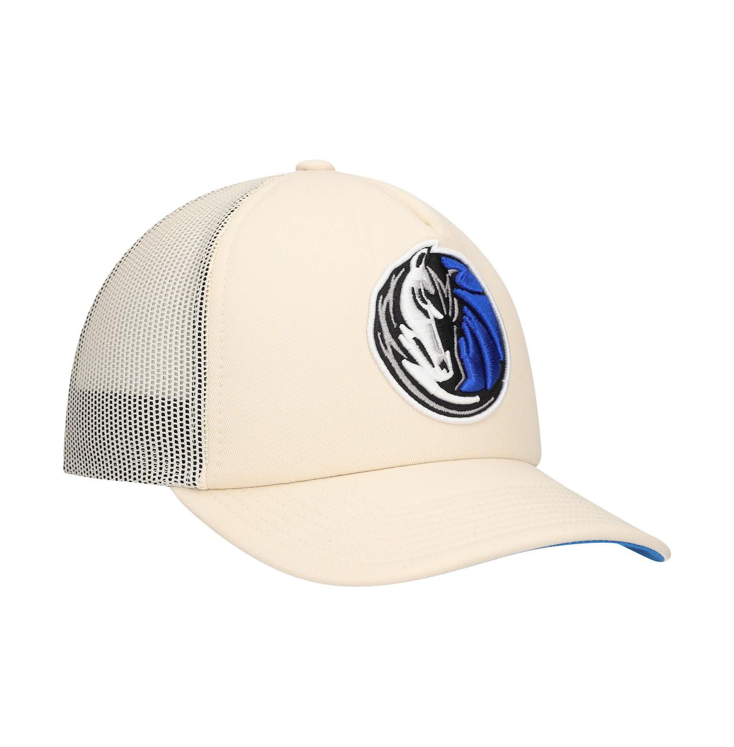 Мужская кепка Mitchell & Ness Cream Dallas Mavericks Trucker Adjustable Hat — фото 3