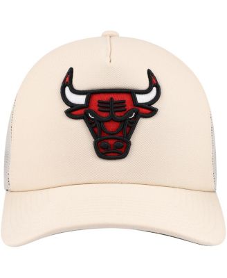 Men's Cream Chicago Bulls Trucker Adjustable Hat