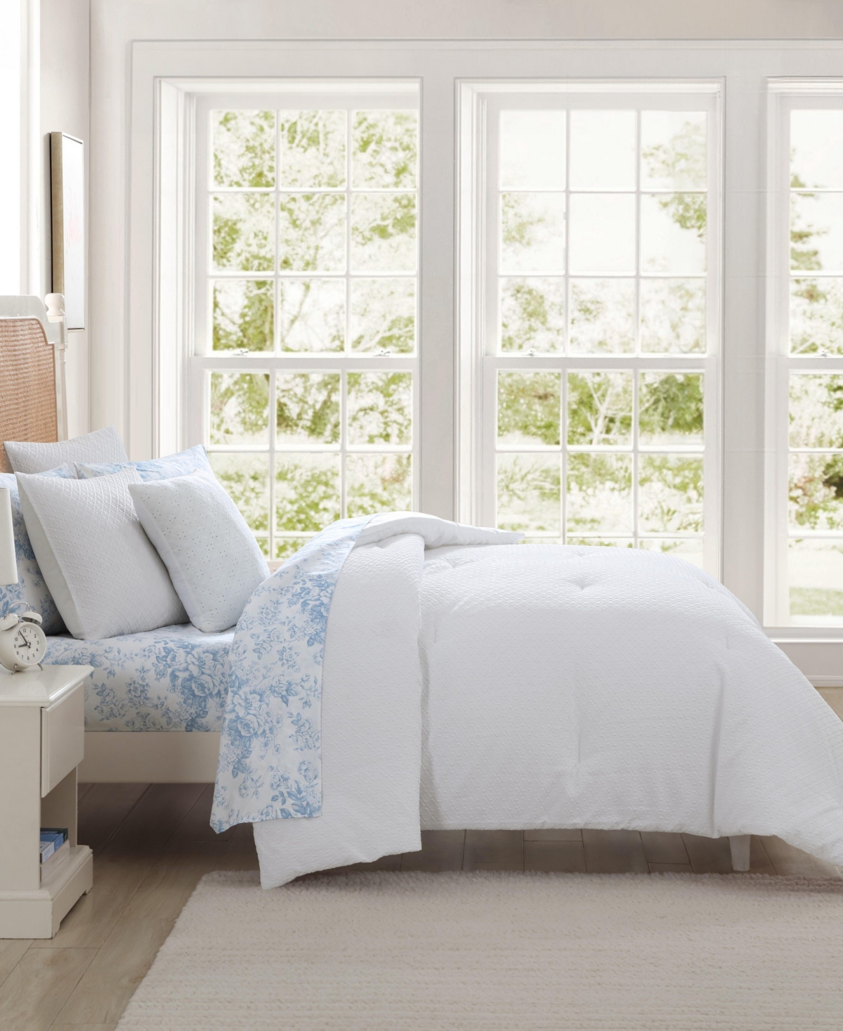 Laura Ashley Margaret 6 Piece Comforter Set