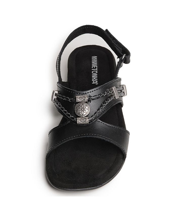 minnetonka silvie slingback