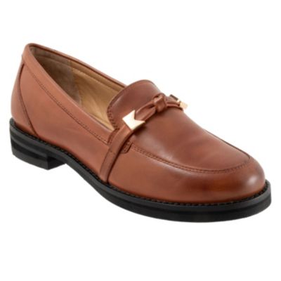 Women's Femi Flat
