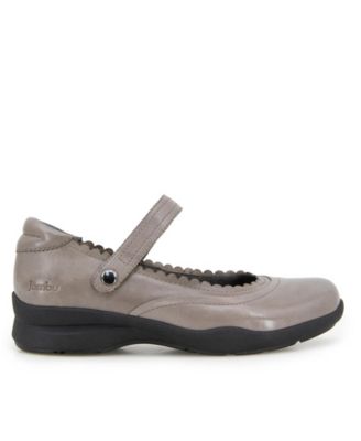 Women's Tess Round Toe Flats