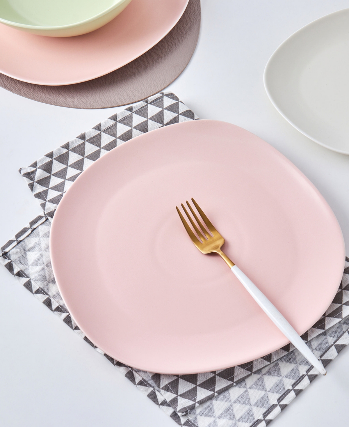 Stone Lain Delilah Porcelain Dinner Plates, Set Of 6 In Blush