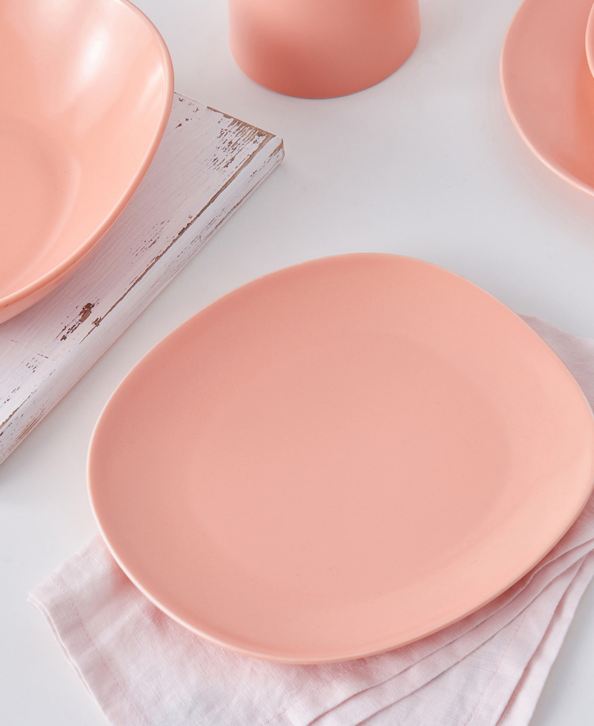 Stone Lain Delilah Porcelain Dinner Plates, Set Of 6 In Peach