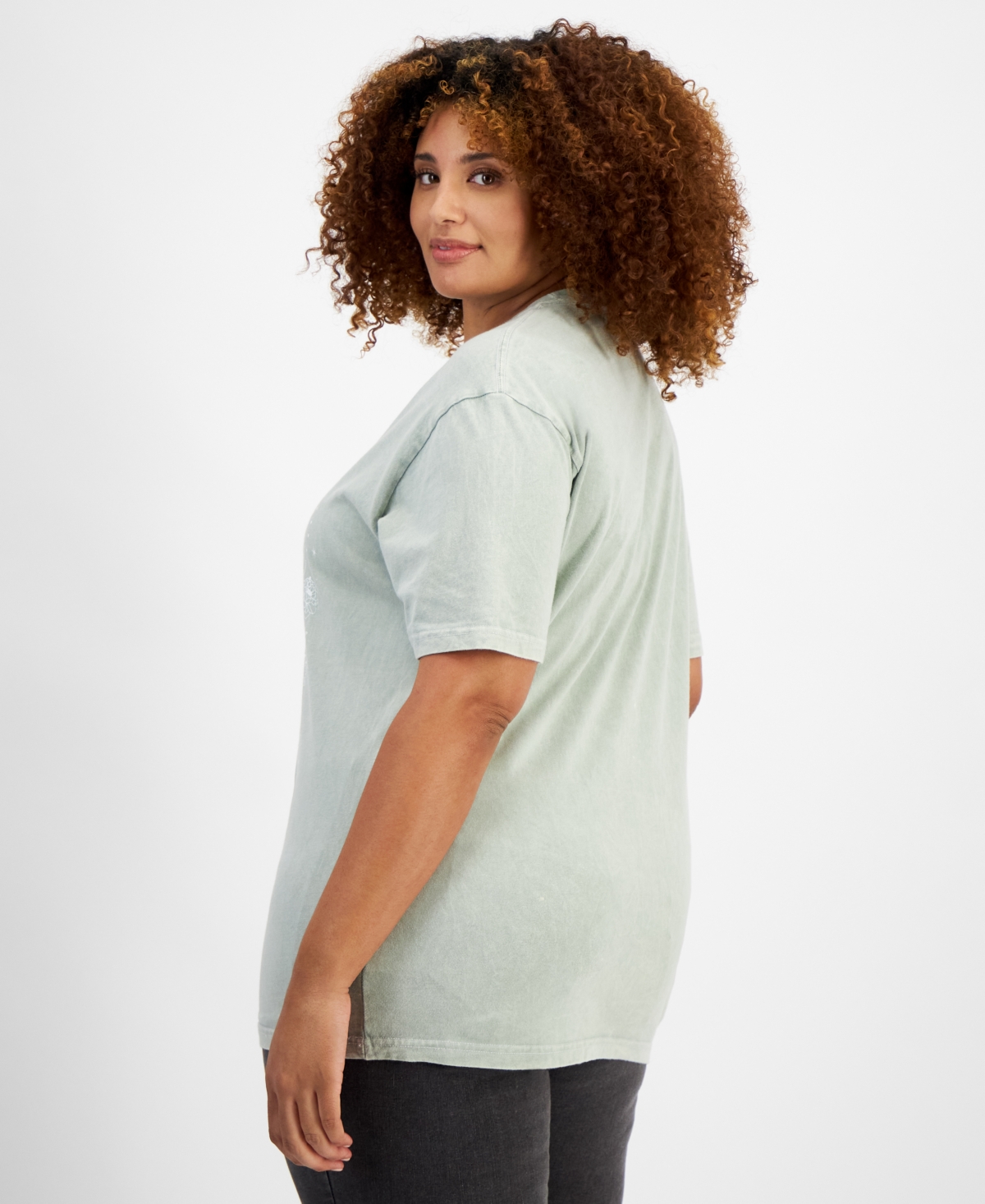 Rebellious One Trendy Plus Size Cotton Butterfly-Graphic Boyfriend T-Shirt