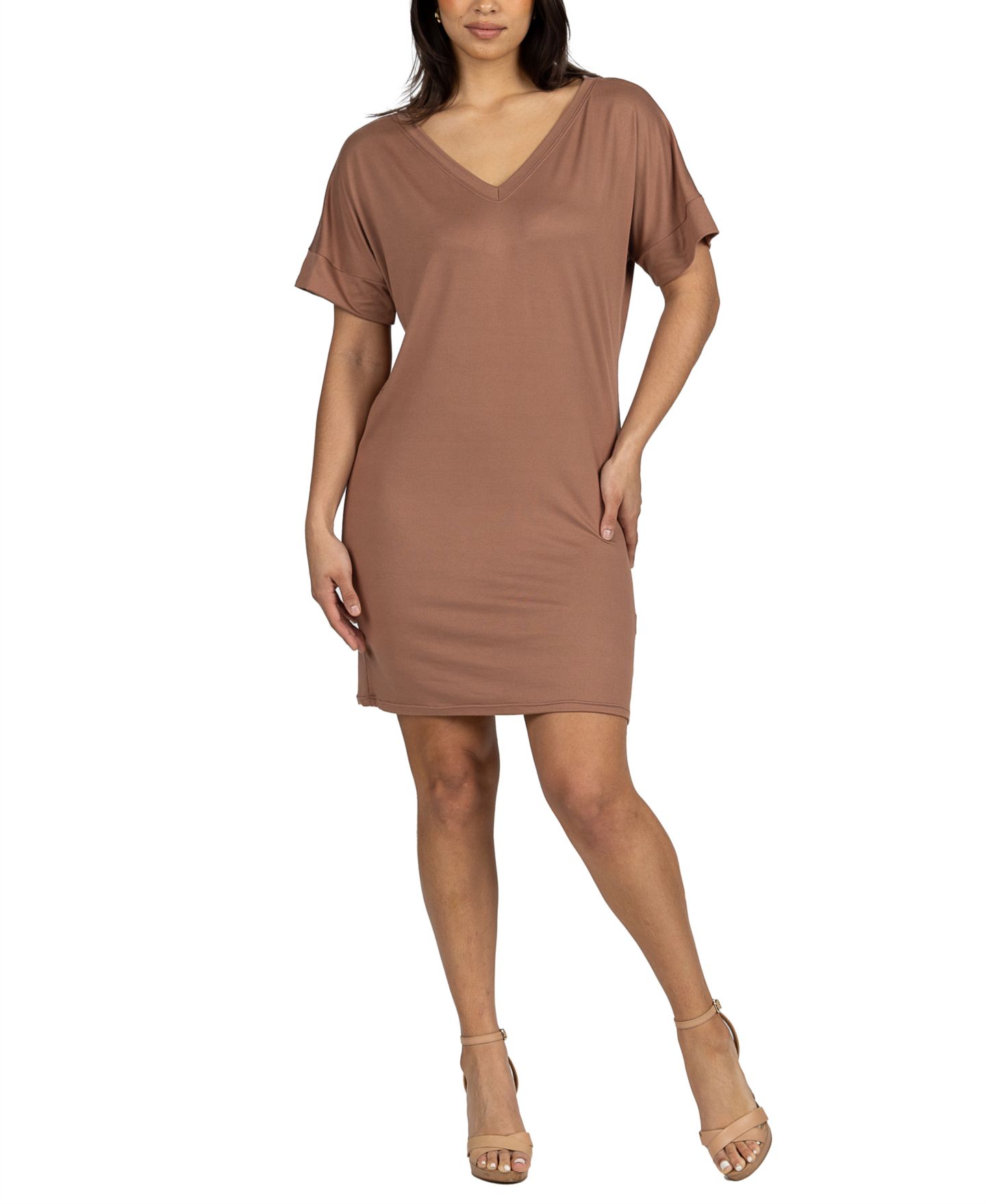 Женское платье 24seven Comfort Apparel Solid Color Loose Fit V Neck T Shirt Style Knee Length, цвет: Мокко — фото 1