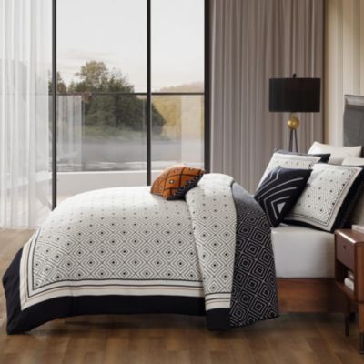 Geometric Black & White Bedding 220 Thread Count 100% Cotton Sateen 5 Piece Reversible King Comforter Set
