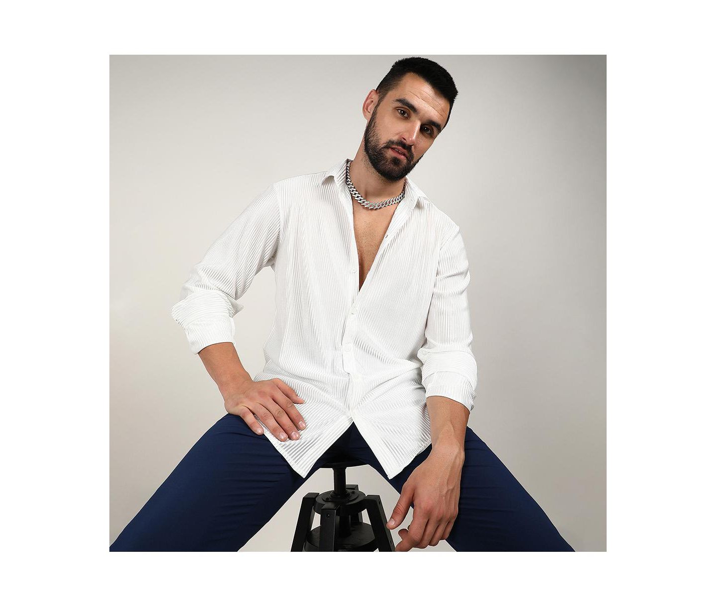 Мужская рубашка Campus Sutra Chalk White Pleat-Creased, цвет: Белый — фото 3