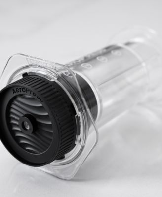 Pressure-Actuated Valve Accessory For Single-Cup Coffee Maker