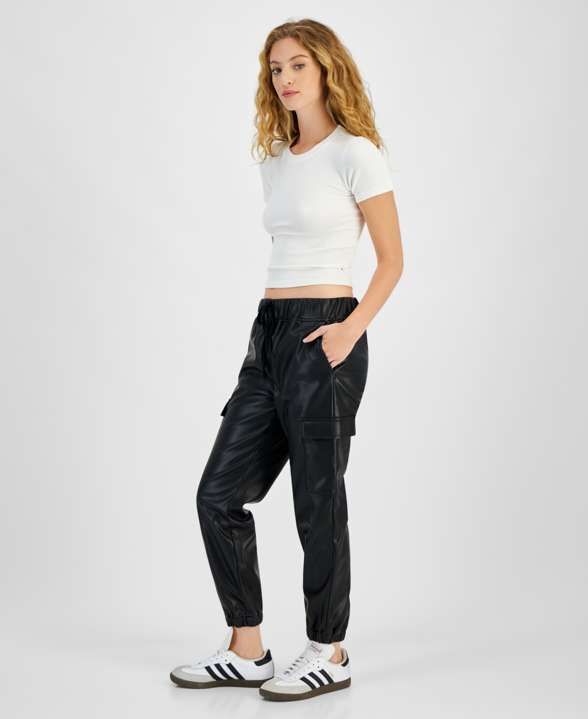 TINSELTOWN JUNIORS' FAUX-LEATHER CARGO JOGGER PANTS 