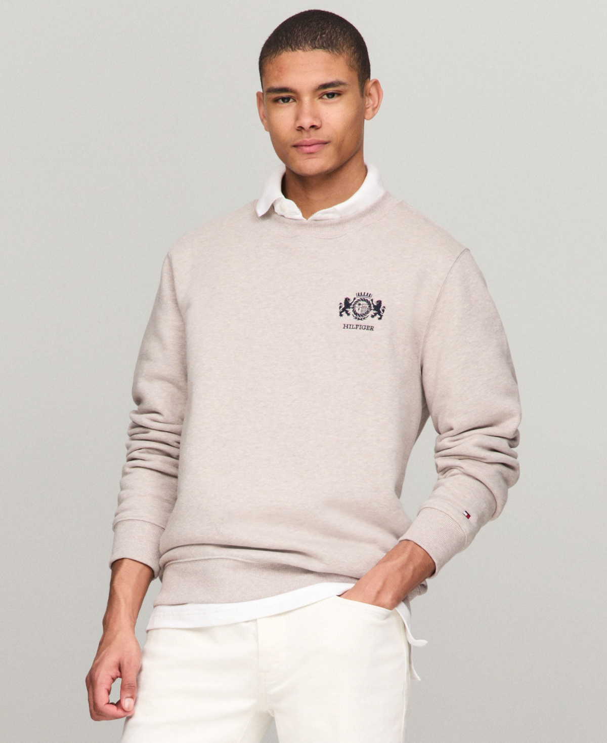 Tommy Hilfiger Men's Long Sleeve Crewneck Embroidered Heritage Crest Sweatshirt In Heathered Pebble