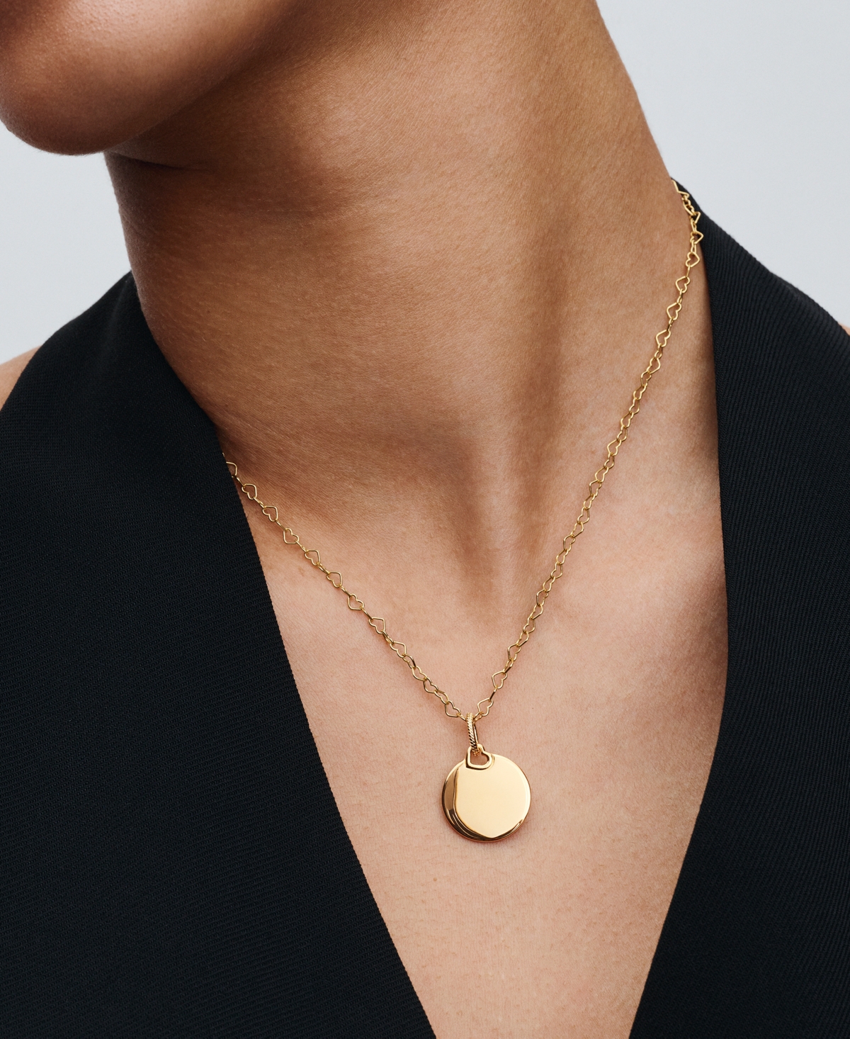 Pandora 14k Gold-plated Engravable Round Tag Dangle Charm In Gold