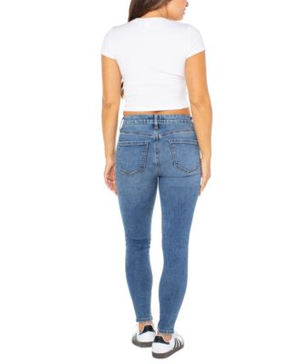 Juniors' Curvy Distressed Skinny Ankle Jeans 
