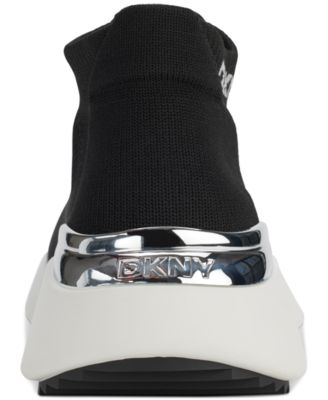 Women's Zhavia Slip-On Sneakers