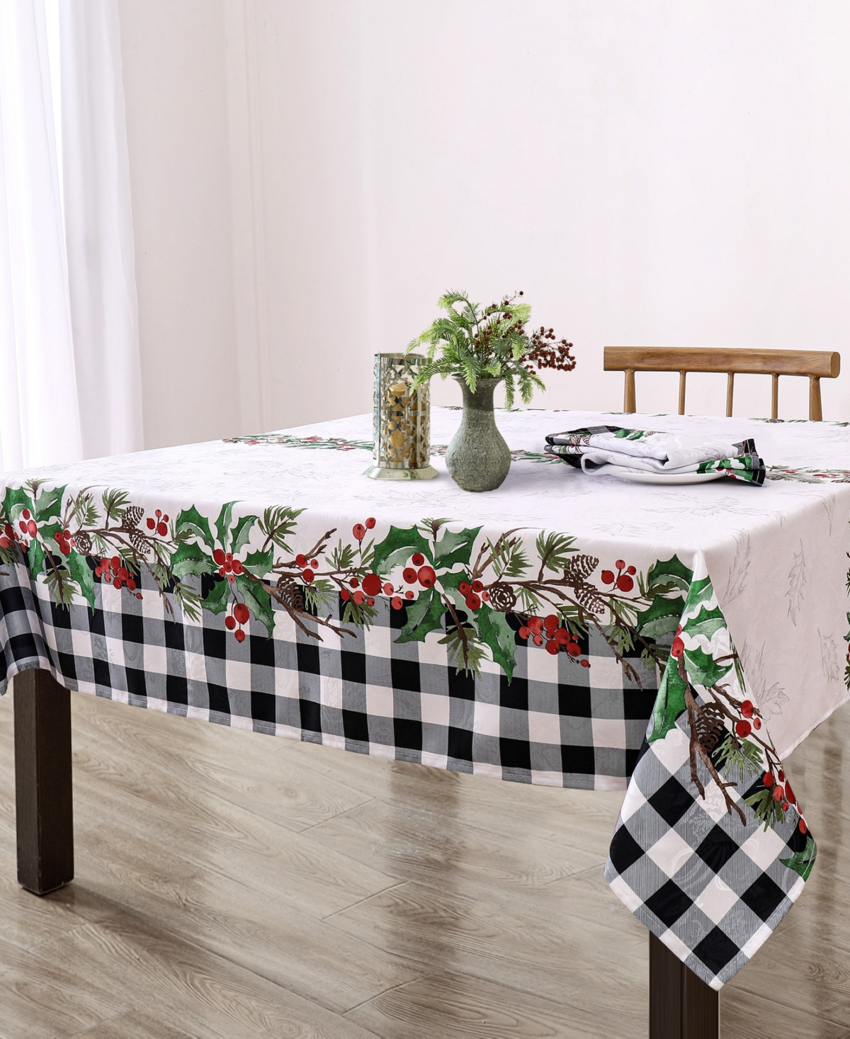 Elrene Holly Farmhouse Charm Holiday Fabric Rectangle Tablecloth, 120"x 60" In Multi
