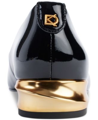 Women's Savita Pointed Toe Flats